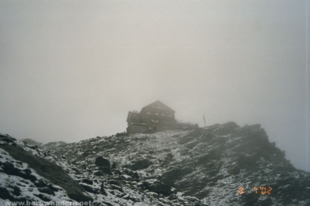 Das Ramolhaus nach dem ersten Schneefall