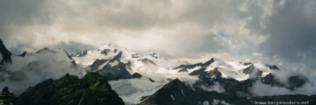 Die Wildspitze und die umliegende Gletscherwelt